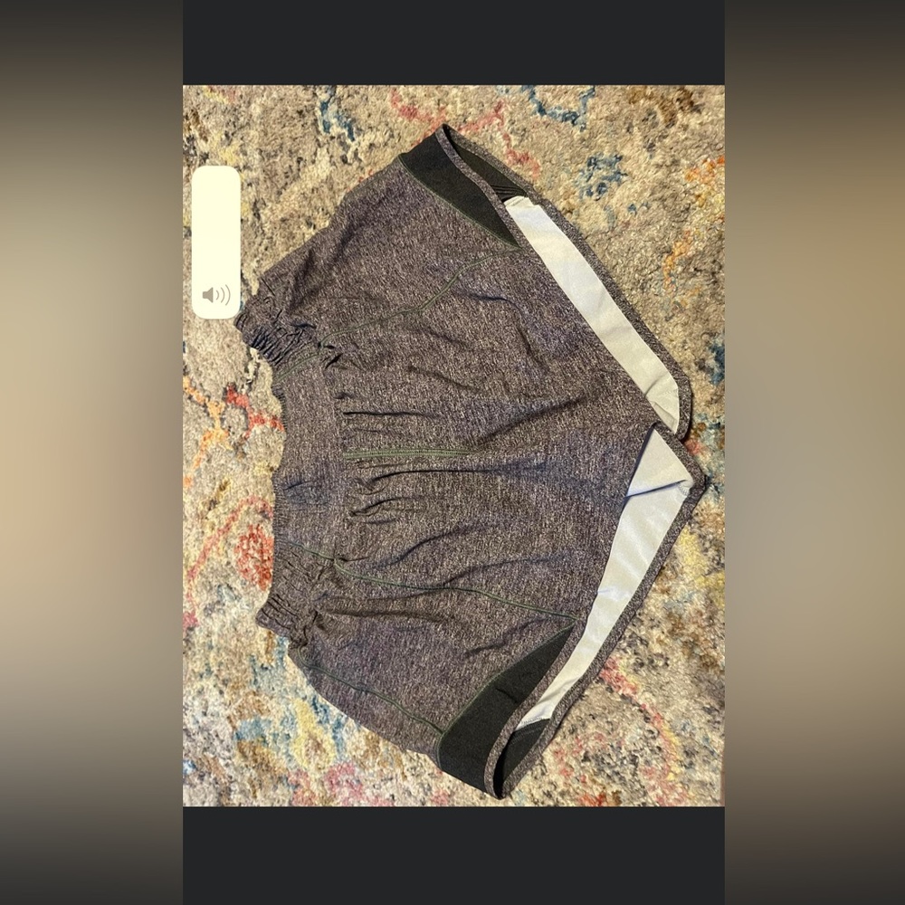 Like new Lululemon size 8 tall